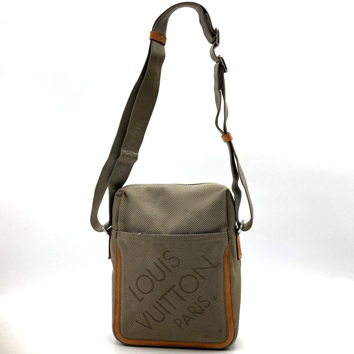 Louis Vuitton M93224 Citadan NM Shoulder Bag, Damier Geant, Crossbody, Nylon, Gray