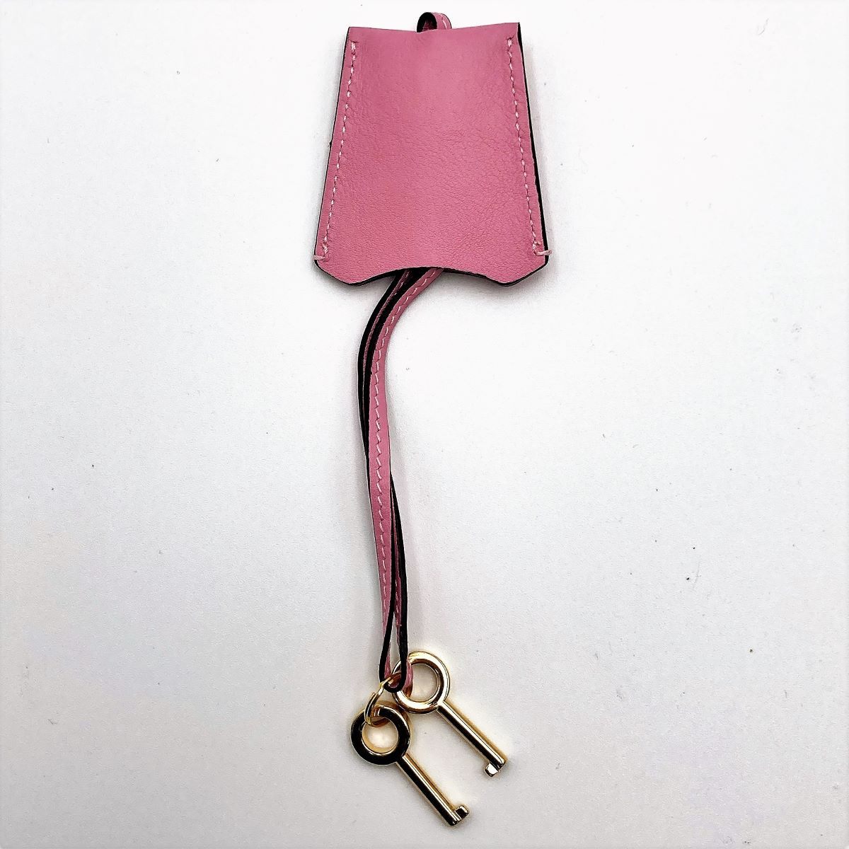 Gucci 409487 Shoulder Bag GG Supreme Strawberry Pattern Strawberry Red Pink Gold