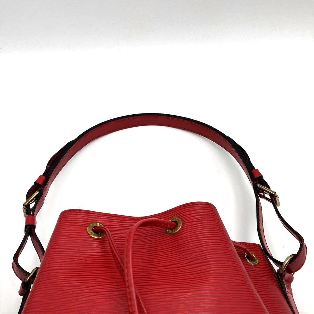 Louis Vuitton M59007 Noe Drawstring Shoulder Bag Epi Castilian Red