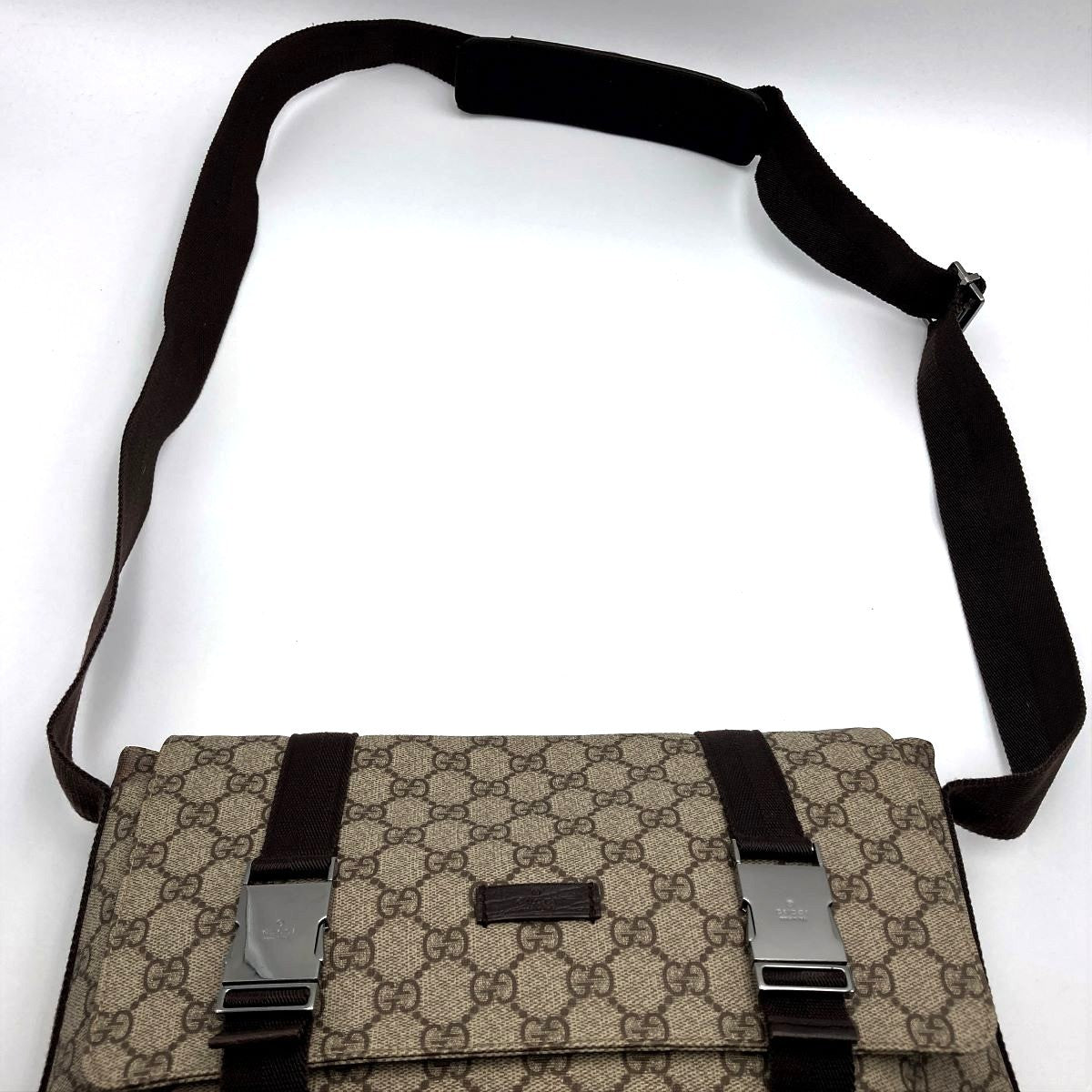 Gucci 122373 GG Supreme Messenger Shoulder Bag, Brown