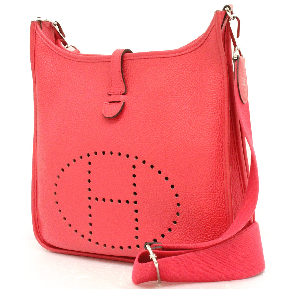 Hermès Evelyne 3 PM 56277CK Shoulder Bag in Taurillon Clemence Rose Extreme (Pink) with D Stamp, Leather Crossbody Bag for Women