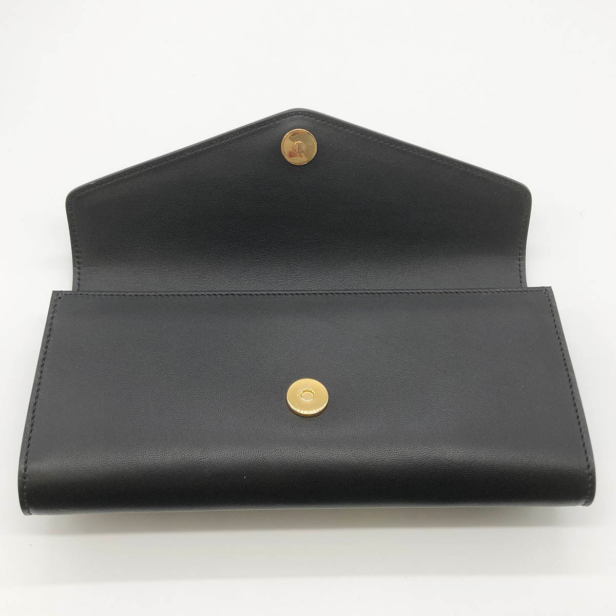 Gucci 576532 Raja Broadway Tiger Leather Clutch Bag in Black and Gold