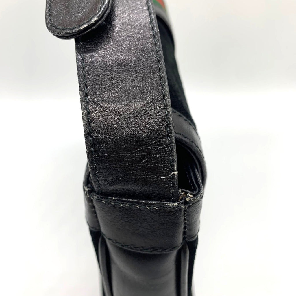 Vintage Gucci Horseshoe Shoulder Bag in Black Suede/Leather. High-End Brand.