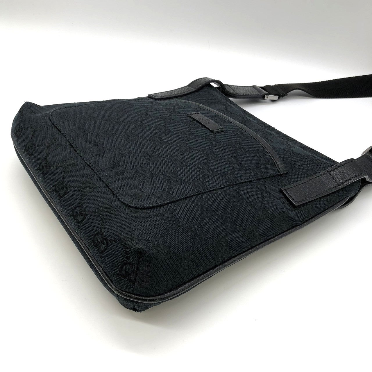 Gucci 122793 Shoulder Bag in Black GG Canvas