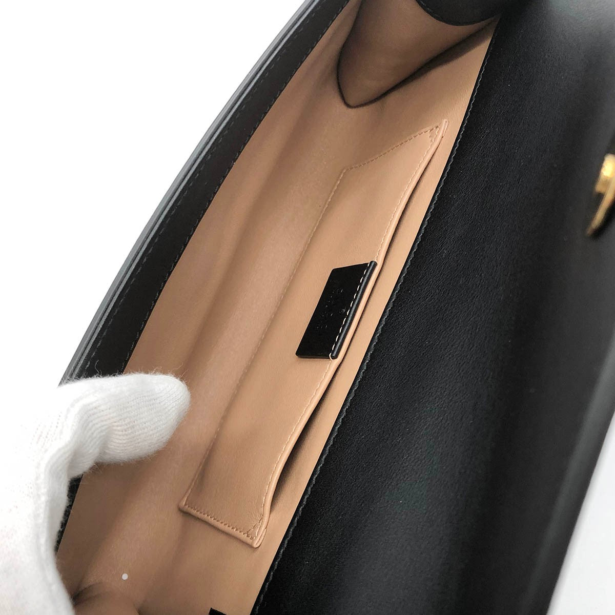 Gucci 576532 Raja Broadway Tiger Leather Clutch Bag in Black and Gold