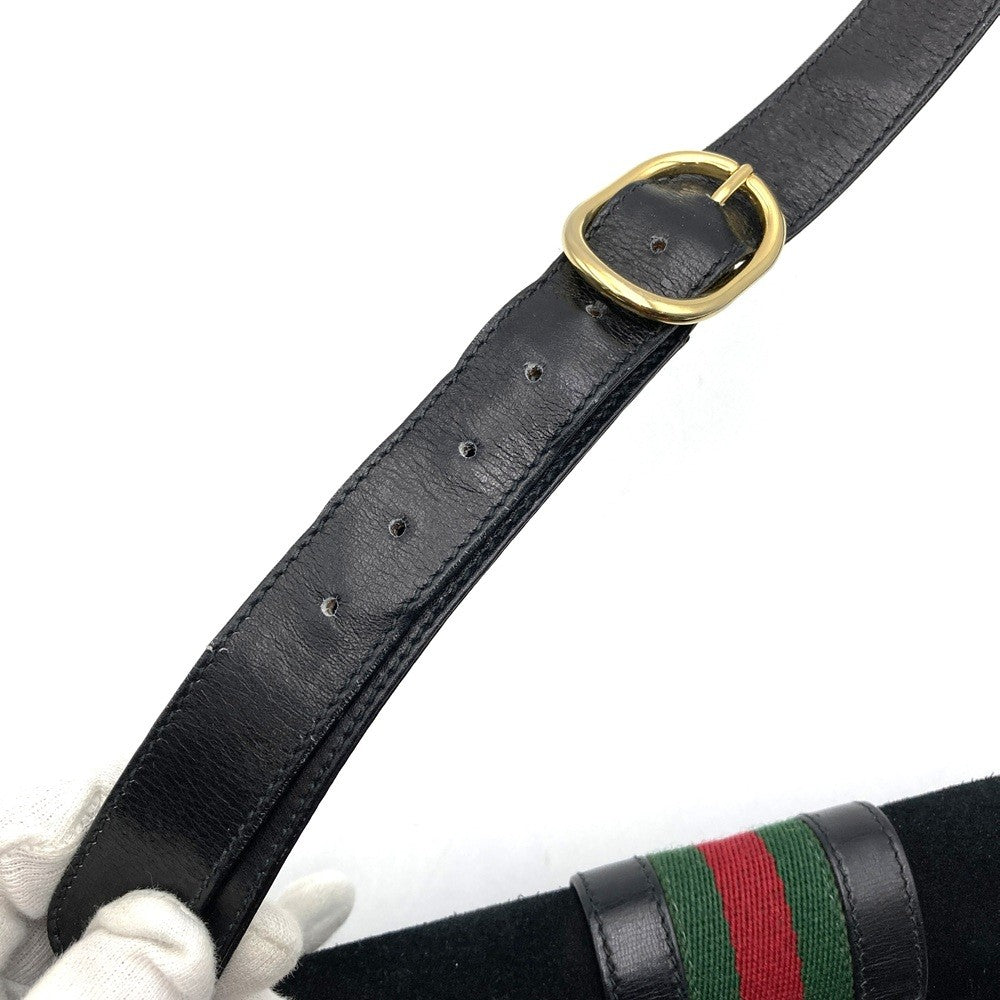 Vintage Gucci Horseshoe Shoulder Bag in Black Suede/Leather. High-End Brand.