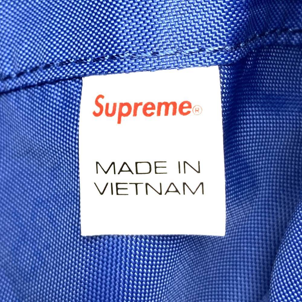 Supreme Waterproof Reflective Waist Bag/Body Bag in Blue with All-Over Print