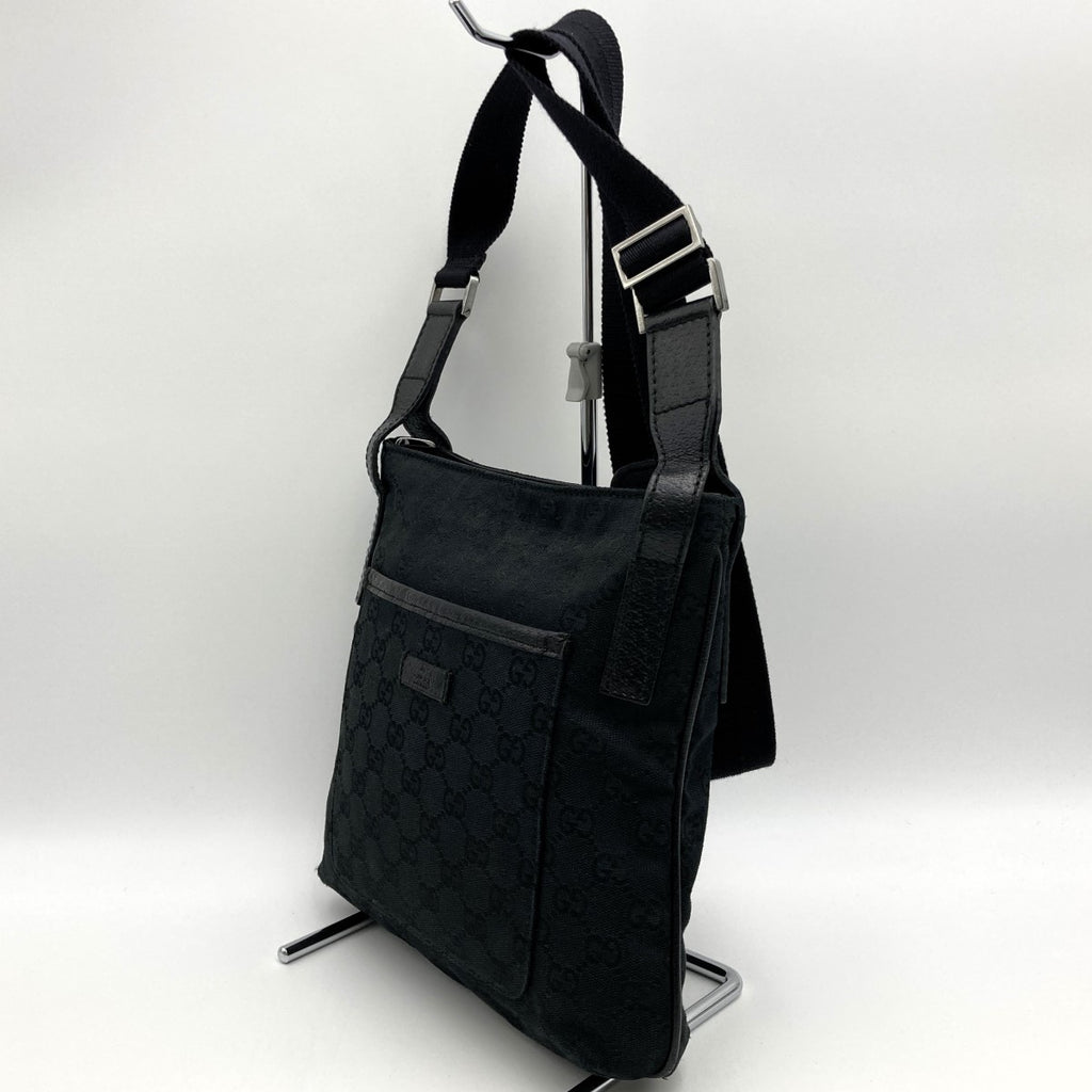 GUCCI 122793 Shoulder Bag, Crossbody Bag, Slim, Black, GG Line, GG Canvas PRE-OWNED
