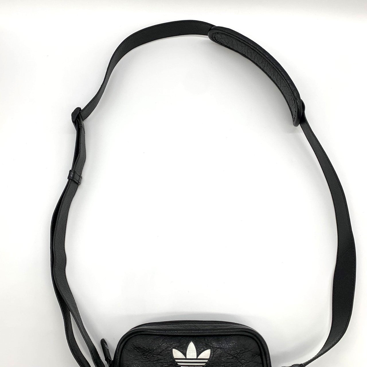 BALENCIAGA x adidas Collaboration Balenciaga Adidas Small Messenger Bag/Crossbody/Shoulder Bag Black 721850