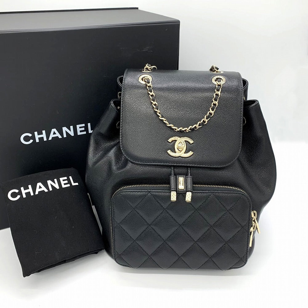 Excellent condition CHANEL Matelassé backpack/daypack with chain, Coco Mark, black, silver hardware, caviar leather, women's, luxury brand, collection item. PRE-OWNED