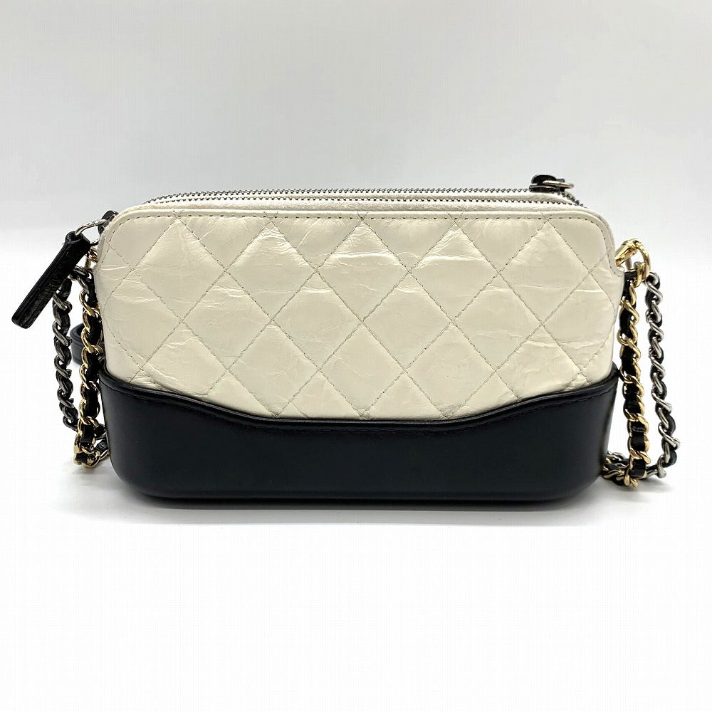 CHANEL Gabriel Phone Holder, Smartphone Case, Chain Wallet, Mini Chain Shoulder Bag, Leather, White/Black, Two-Tone, Women's Fashion, No. 25