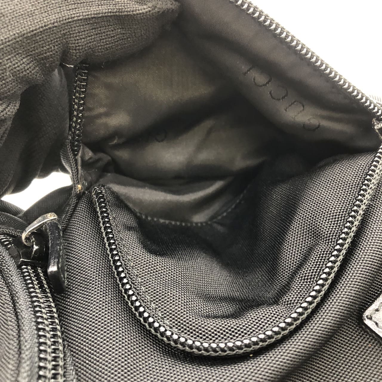 GUCCI 002 1080 Handbag, Nylon Leather, Black, Women's/Men's, Vintage Fashion Brand, USED, Gift