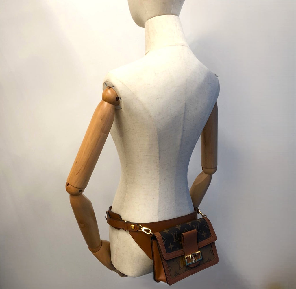 LOUIS VUITTON M44586 Monogram Reverse Bum Bag, Brown, for Men and Women PRE-OWNED