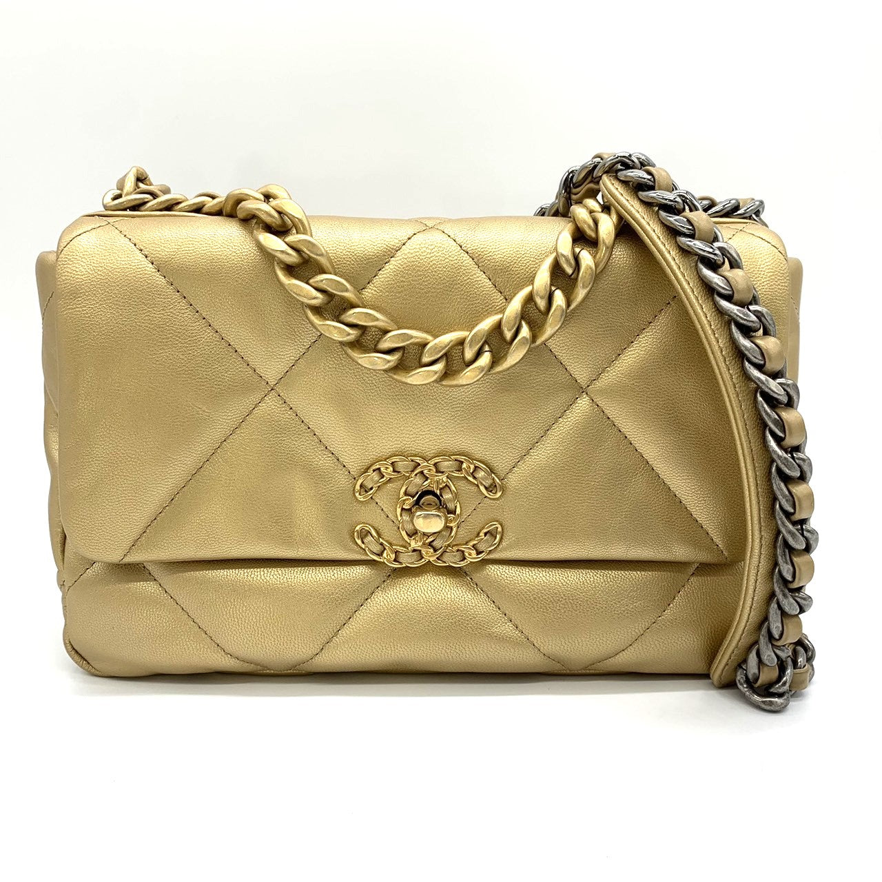 CHANEL19 Chanel Dixneuf Medium Size Maxi Matelassé Chain Shoulder Bag Handbag 2-way Women's