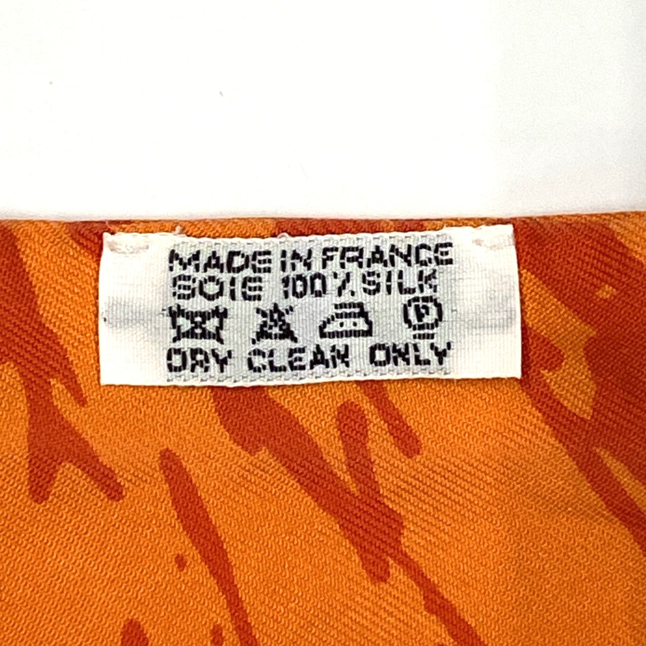 HERMES Twilly Bolduc Ribbon Paint Silk Scarf, Orange, Women's Fashion Brand, USED