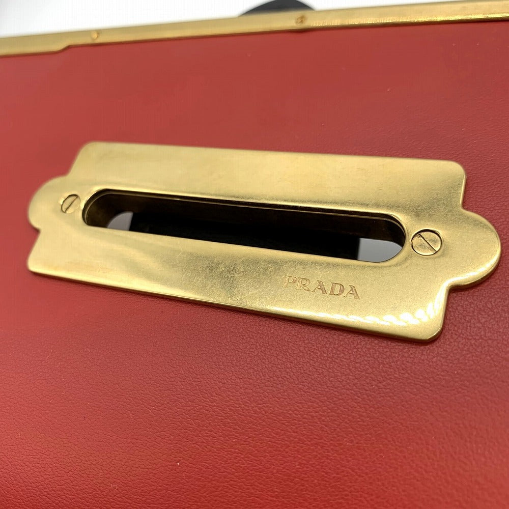 プラダ カイエ ミニ ショルダーバッグ サフィアーノレザー、レッド/ブラック/ゴールド、レディースファッション