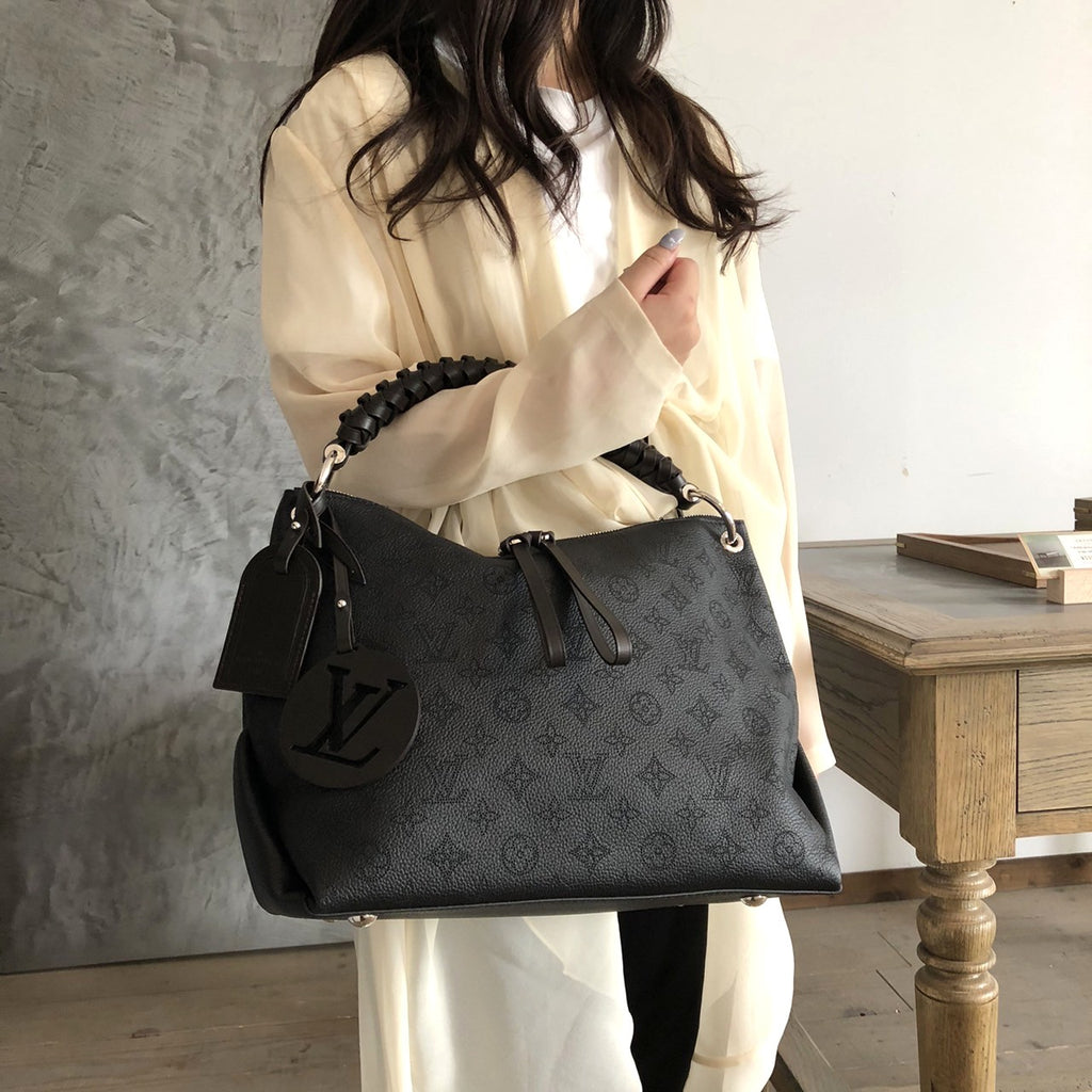 Excellent condition LOUIS VUITTON Beauvure Hobo M56073 2-way Shoulder Bag/Handbag Monogram Mahina Black Women's