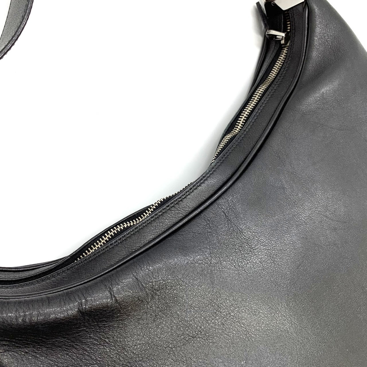 GUCCI 001 3341 Shoulder Bag Leather Black Women's Fashion