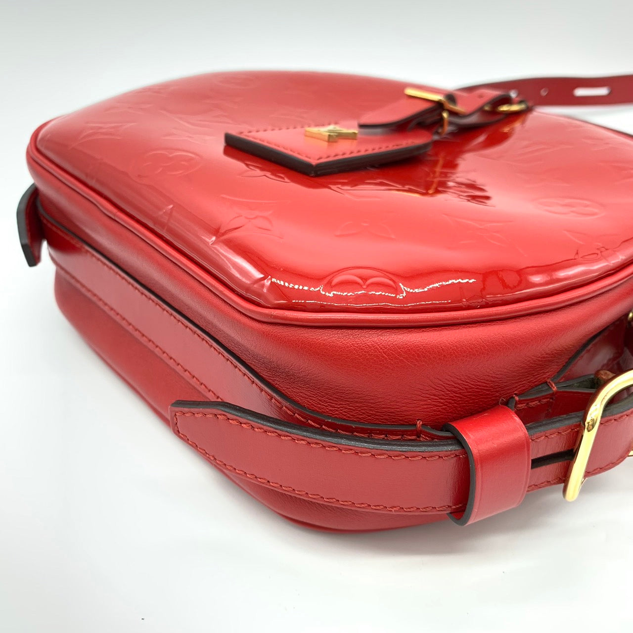 LOUIS VUITTON Boite Chapeau Souple Shoulder Bag, Monogram Vernis, Red, Women's Fashion M54100