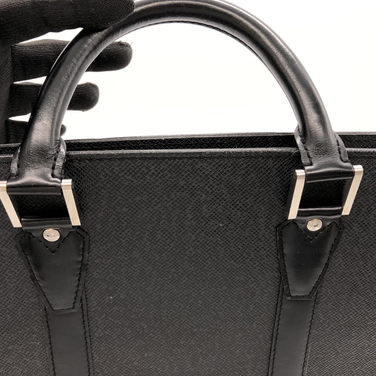 LOUIS VUITTON M30052 Business Bag Briefcase Port Document Rosan Taiga Leather Black Men's PRE-OWNED Brand