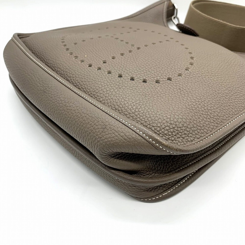 HERMES Evelyne III Evelyne 3 PM Shoulder Bag, Sophisticated, Taurillon Clemence Leather, Elegant, Etoupe Greige