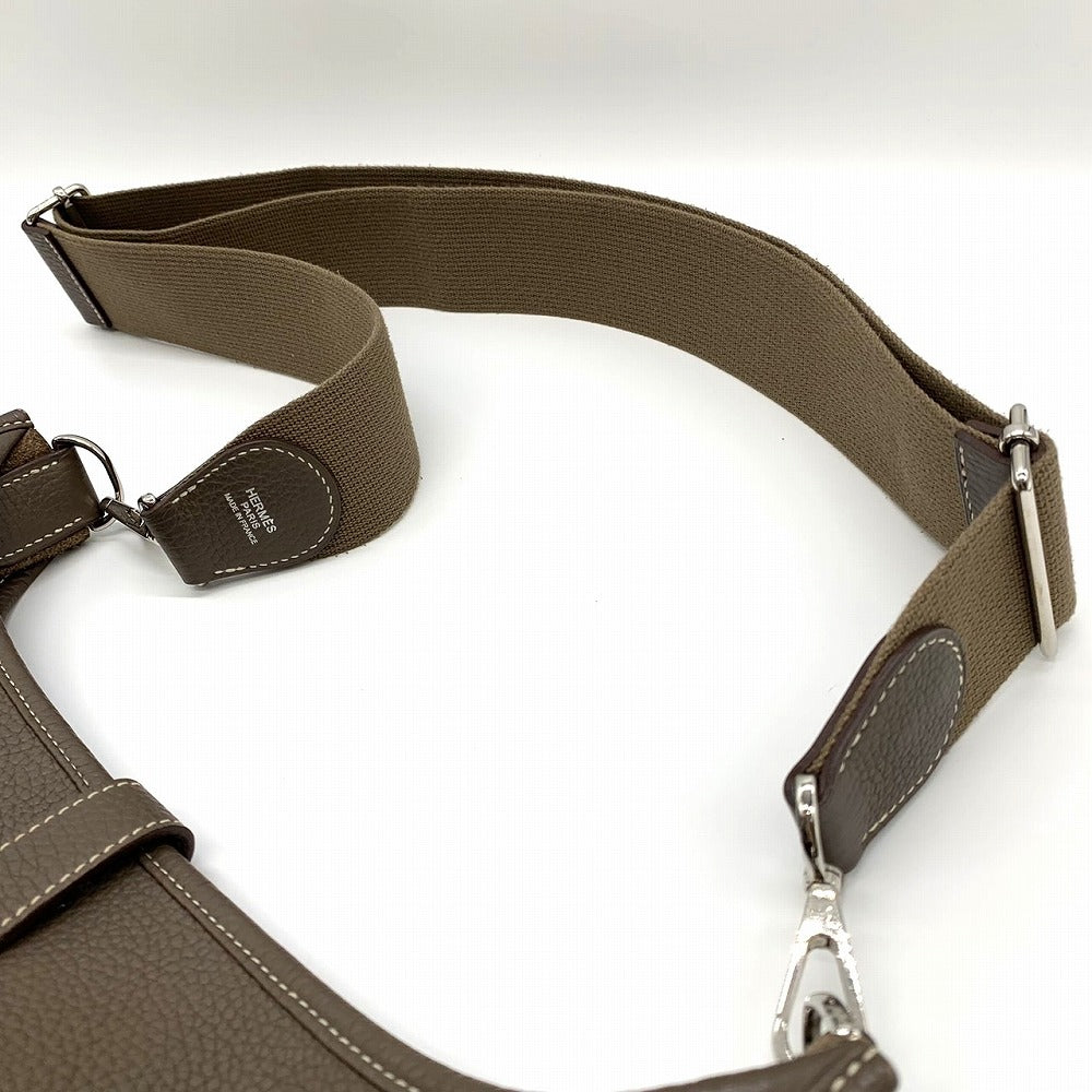 HERMES Evelyne III Evelyne 3 PM Shoulder Bag, Sophisticated, Taurillon Clemence Leather, Elegant, Etoupe Greige