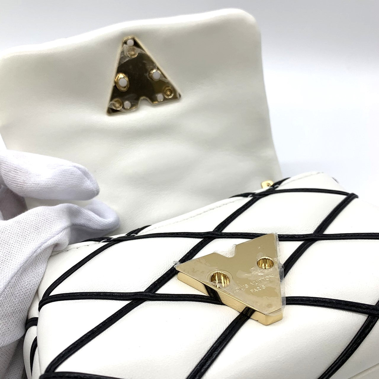 LOUIS VUITTON PICO GO-14 Maltage Chain Shoulder Bag Crossbody Bag Twist Lock Lambskin White M23762 Women's Fashion