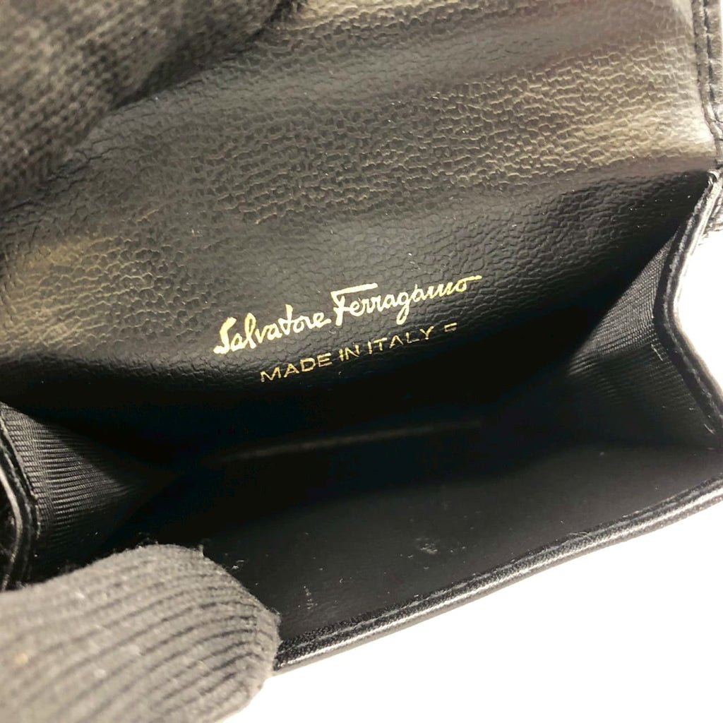 Salvatore Ferragamo coin case, small item holder, wallet, leather, black, women's, men's, vintage, brand, used. PRE-OWNED