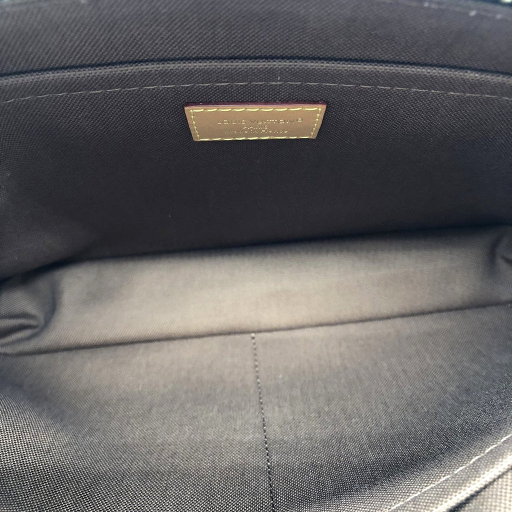 Excellent condition LOUIS VUITTON Pochette Voyage Souple M14057 clutch bag, Monogram canvas/leather, brown, women's fashion.