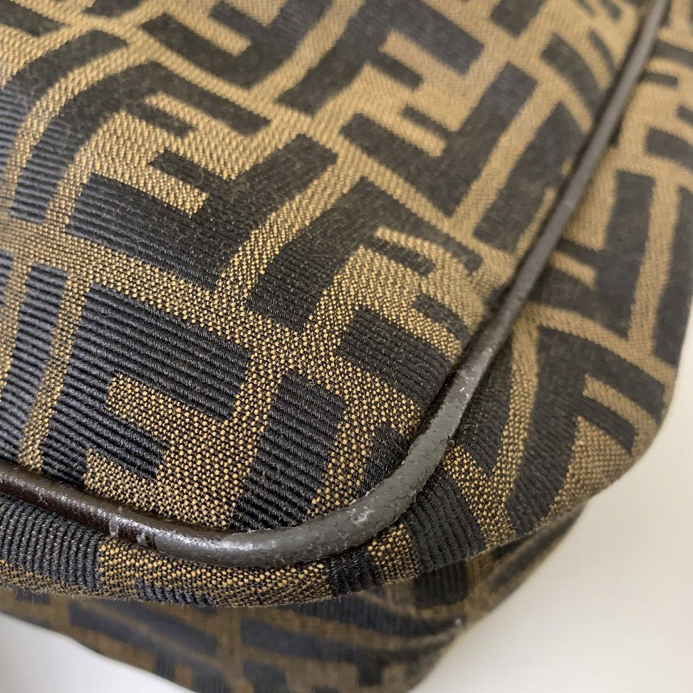 Fendi Zucca A4-sized shoulder bag with FF logo, one-shoulder style, nylon canvas, brown