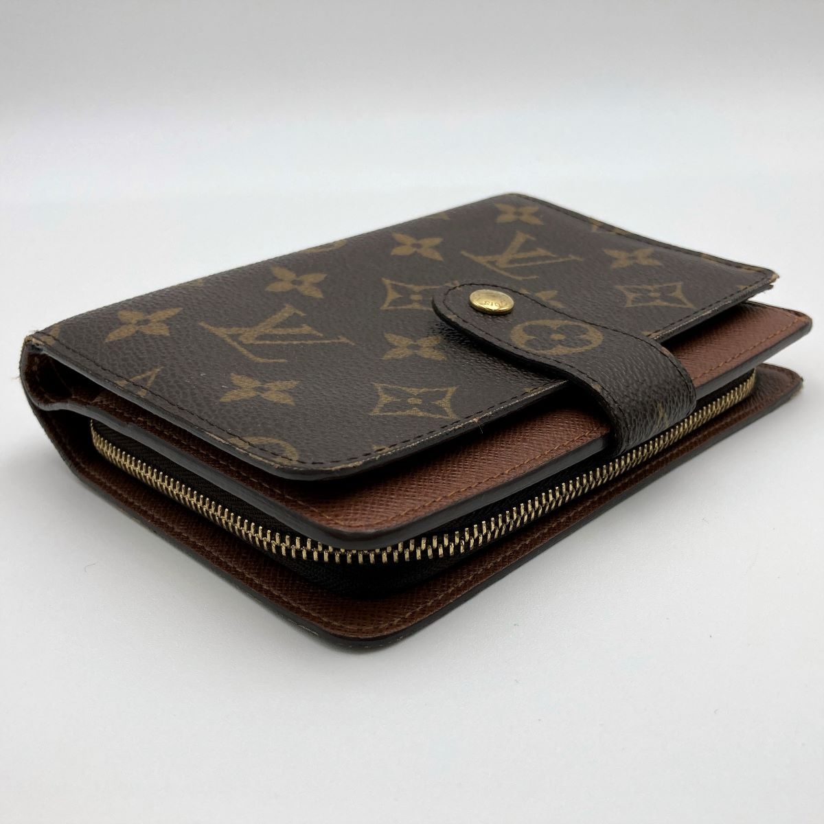 Louis Vuitton M61207 Porte Papier Zip Medium Wallet Monogram