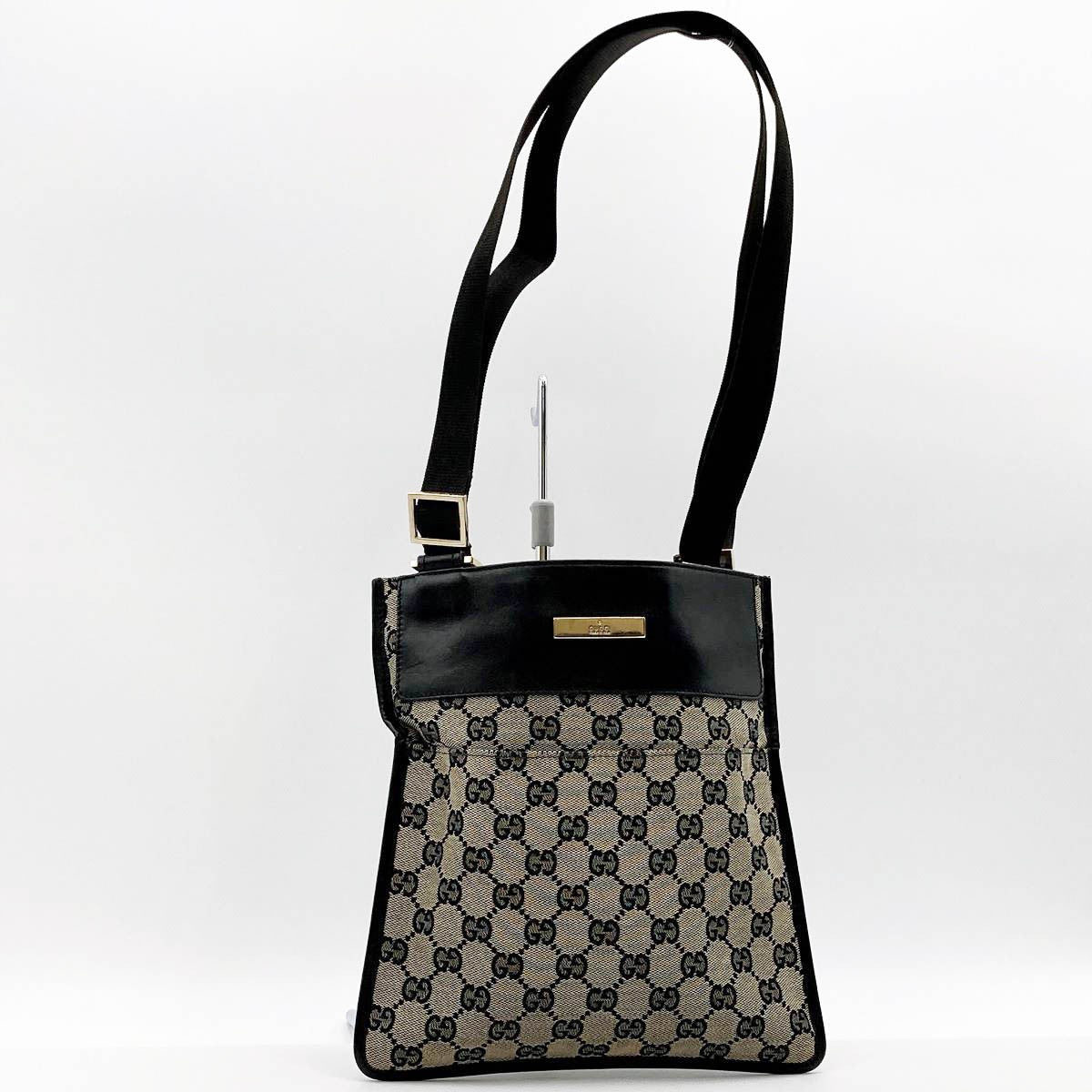 Gucci 019 0348 GG Canvas Shoulder Bag Black