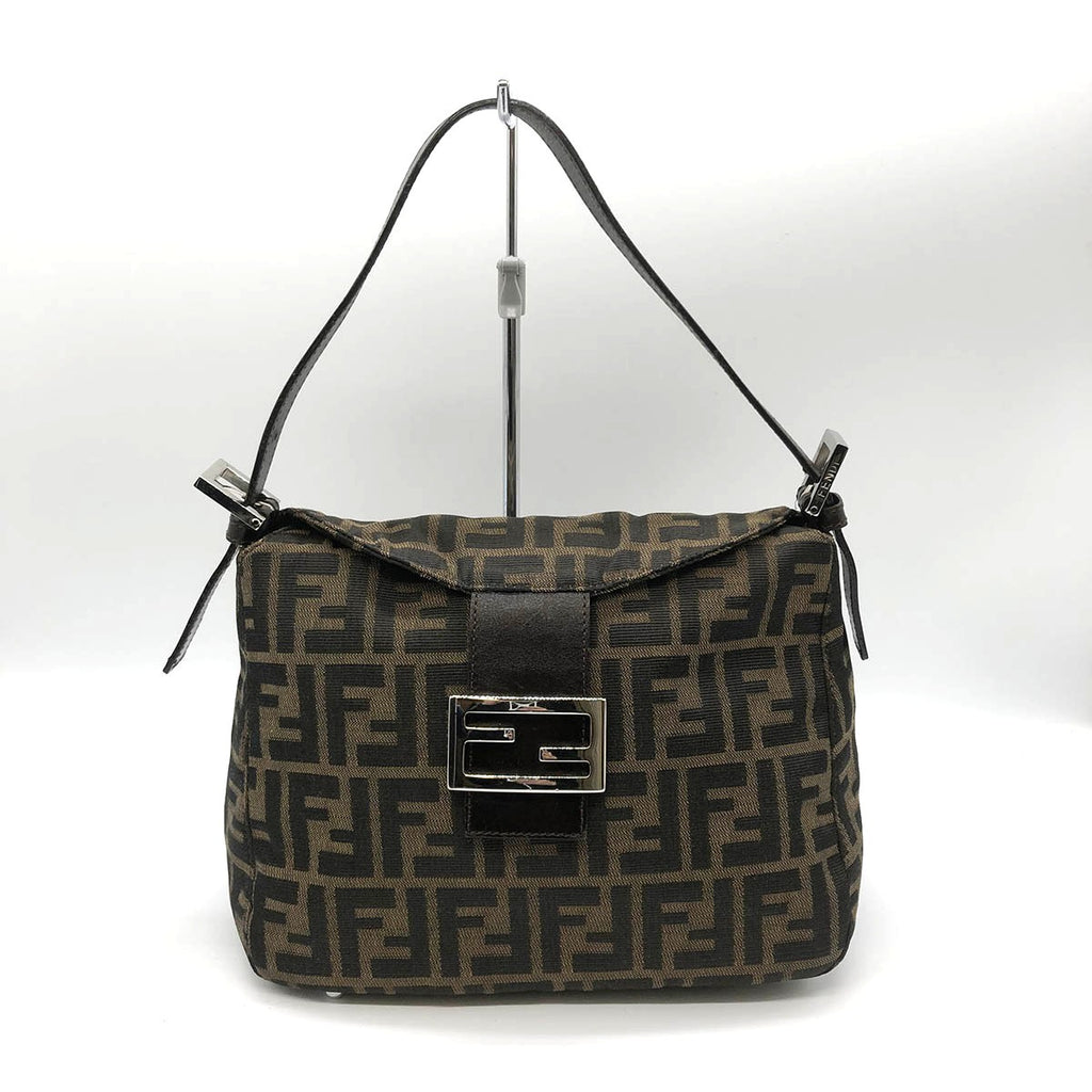 Fendi Mamma Baguette handbag in brown Zucca canvas with silver hardware