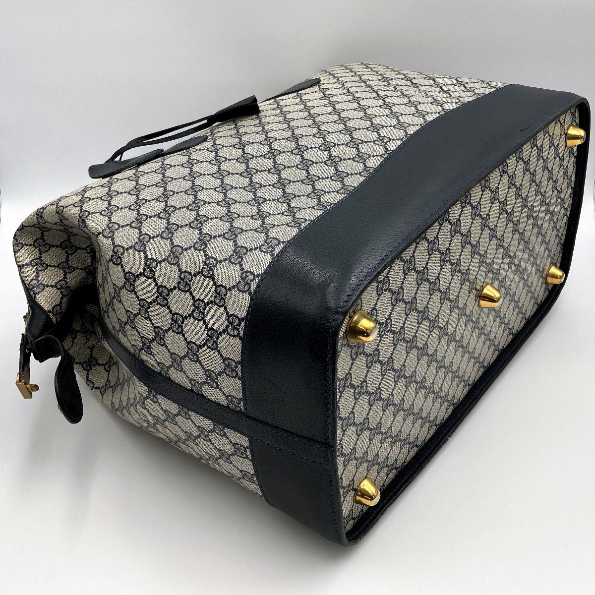 Gucci Boston bag/travel bag in GG Supreme navy