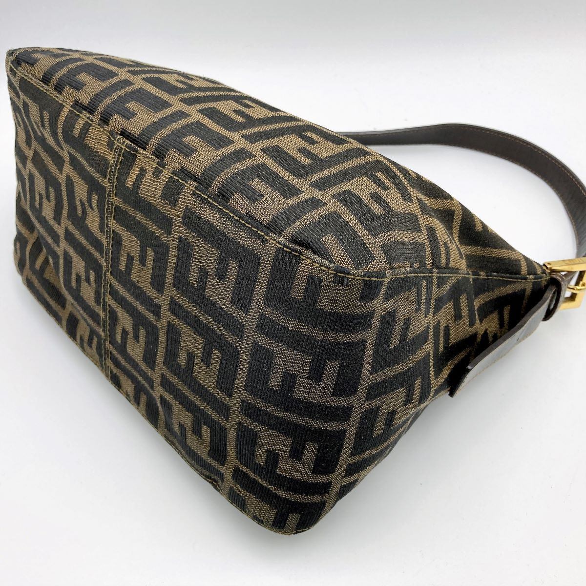 Fendi Mamma Bucket handbag in brown nylon Zucca with gold hardware