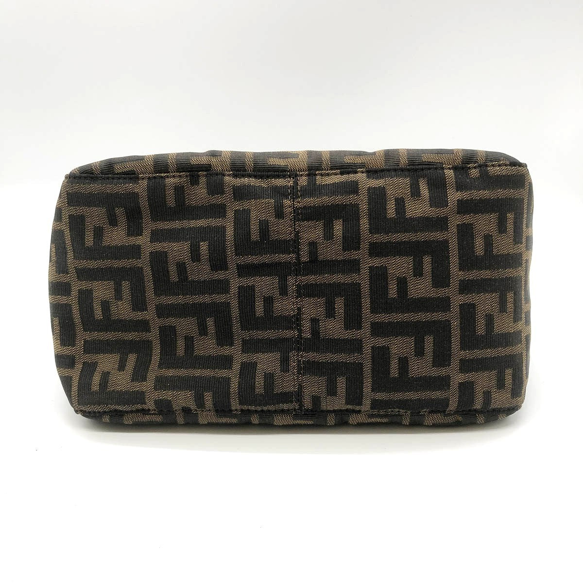 Fendi Mamma Baguette handbag in brown Zucca canvas with silver hardware