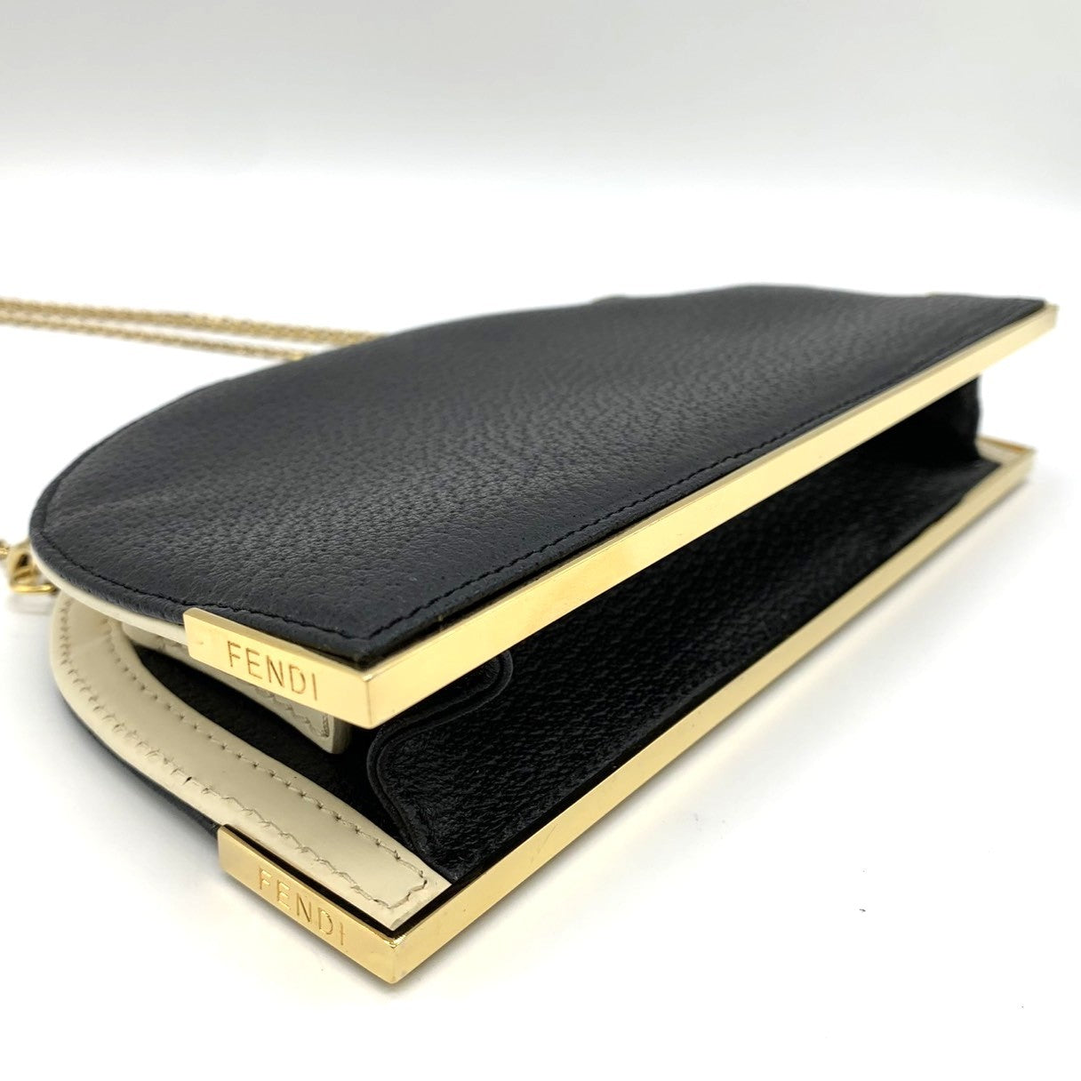 Fendi 2321 26814 Crossbody/Shoulder Chain Bag, Thin Mini Bag, Half Moon, Black/White, Black/Leather
