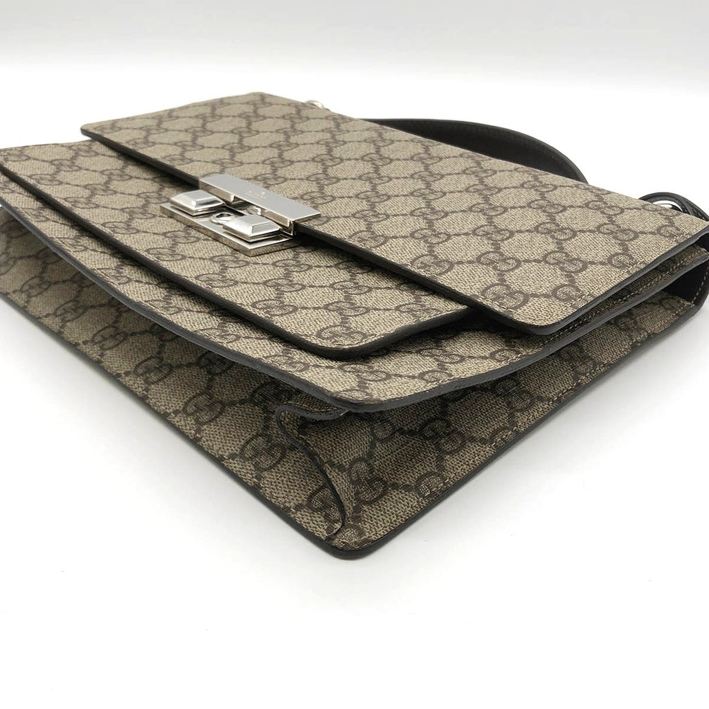 Gucci 223650 Clutch Bag/Handbag GG Supreme Beige