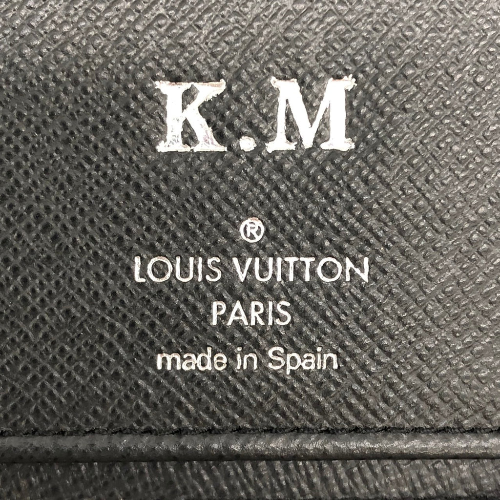 Louis Vuitton Zippy Wallet Vertical M30510 Long Wallet in Black Taiga Leather
