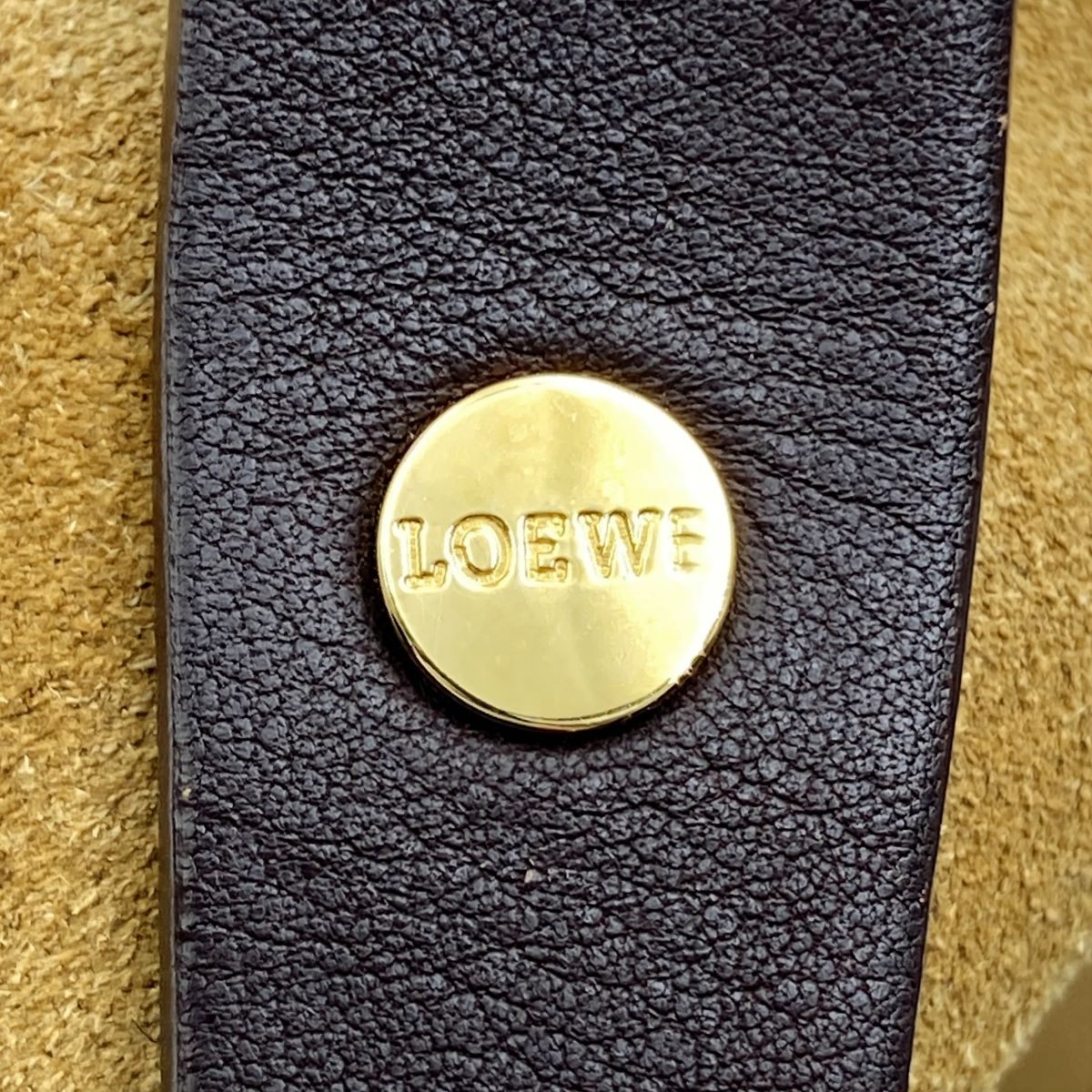 Loewe handbag in beige suede with pouch