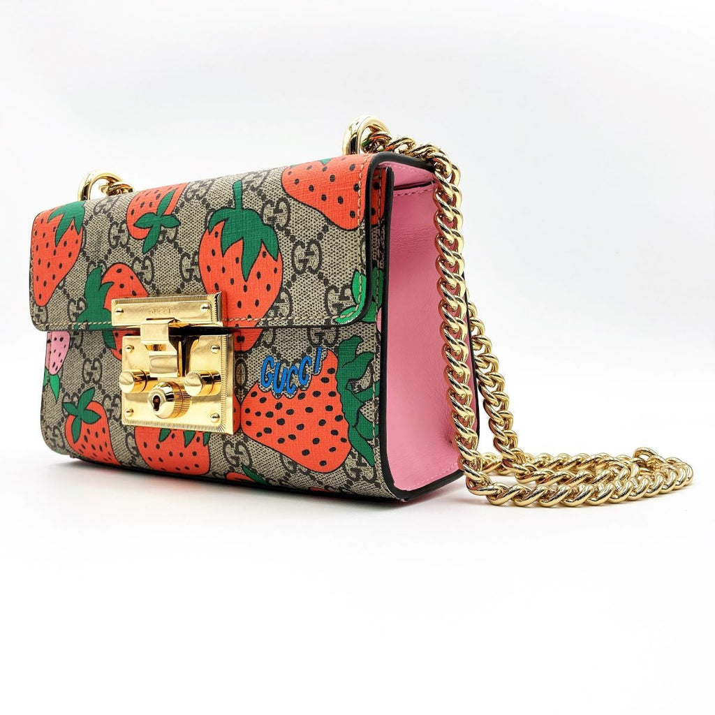 Gucci 409487 Shoulder Bag GG Supreme Strawberry Pattern Strawberry Red Pink Gold