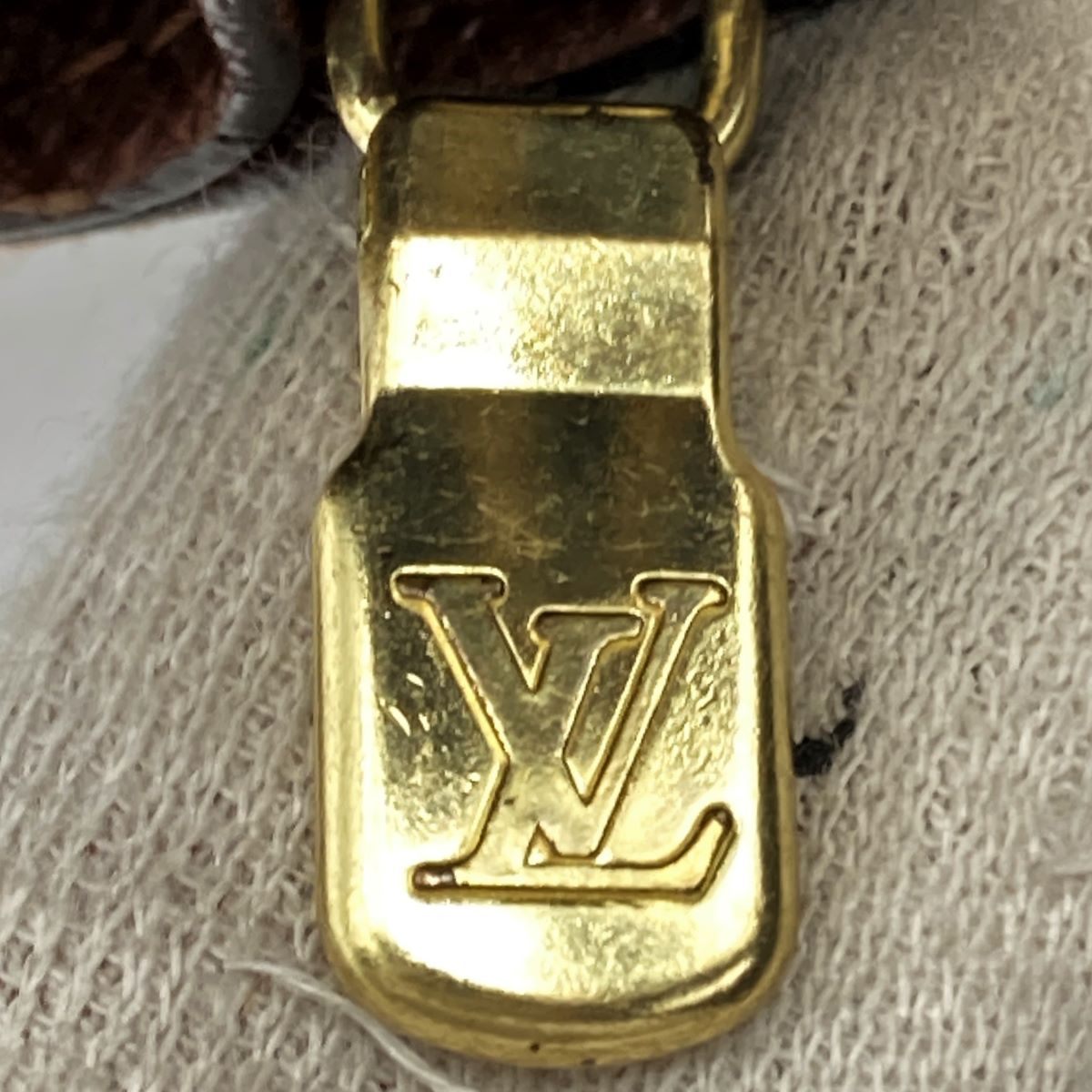 Louis Vuitton M61207 Porte Papier Zip Medium Wallet Monogram