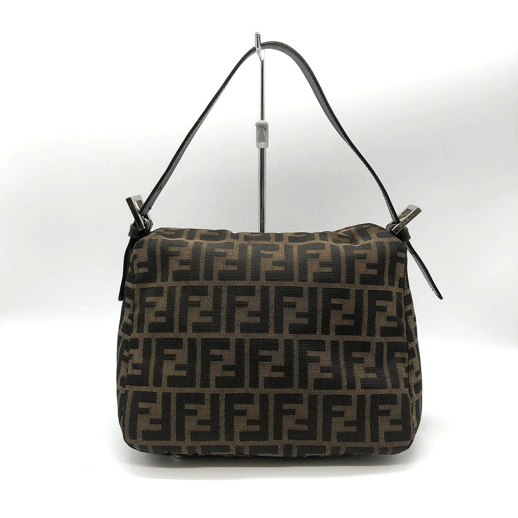 Fendi Mamma Baguette handbag in brown Zucca canvas with silver hardware