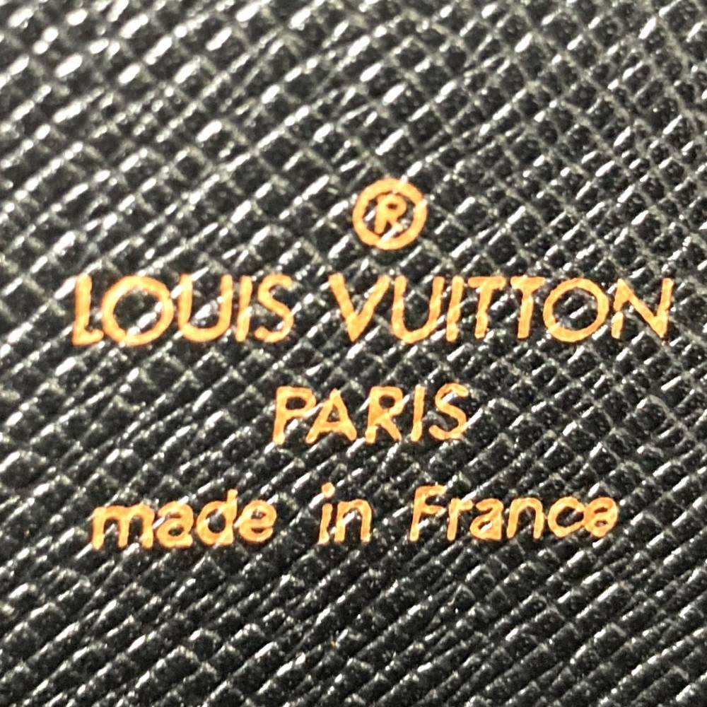 Louis Vuitton Pochette Serie Dragonne Second Bag/Clutch Bag in Epi Leather, Noir Black, M52612
