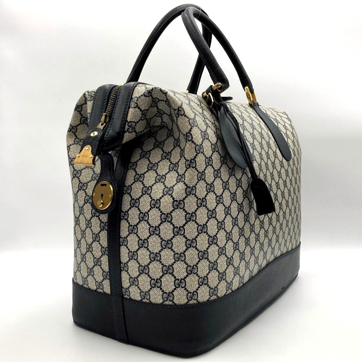 Gucci Boston bag/travel bag in GG Supreme navy