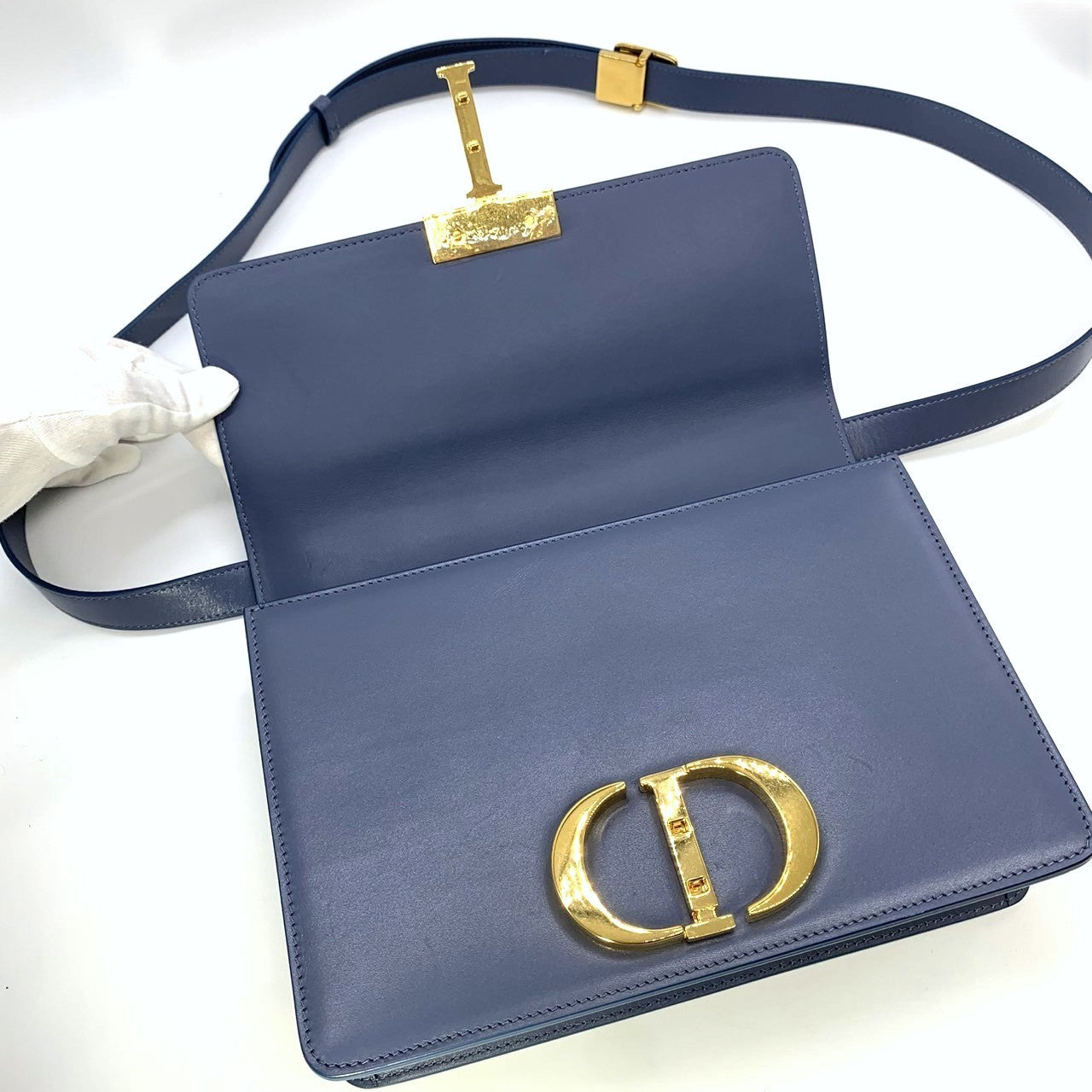 Christian Dior 30 Montaigne Crossbody Shoulder Bag in Blue Leather