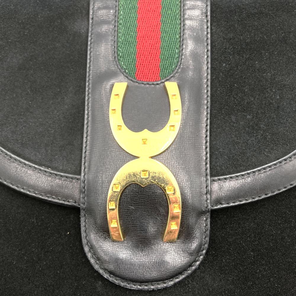 Vintage Gucci Horseshoe Shoulder Bag in Black Suede/Leather. High-End Brand.
