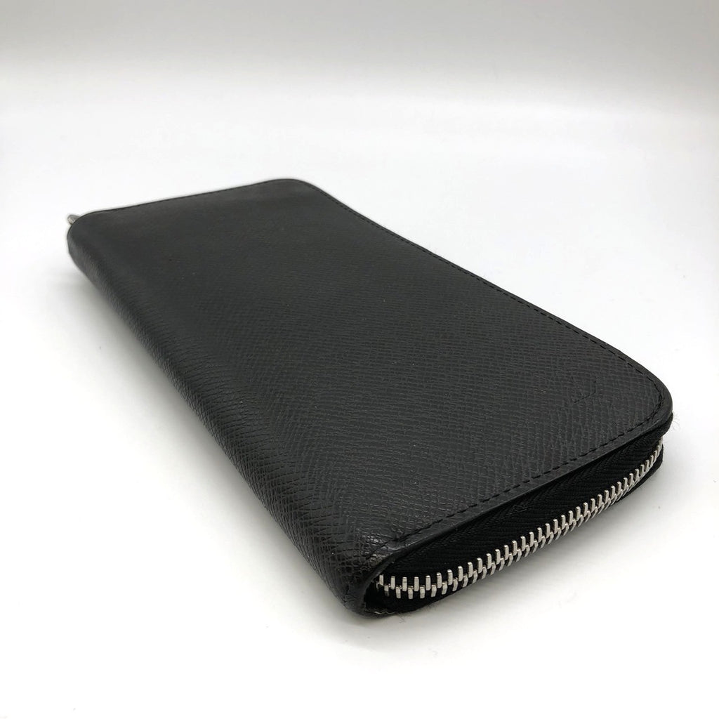 Louis Vuitton Zippy Wallet Vertical M30510 Long Wallet in Black Taiga Leather