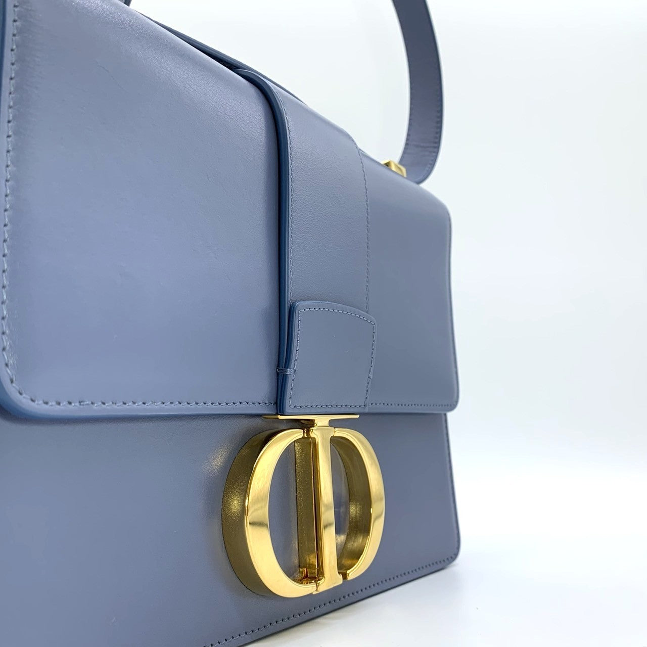 Christian Dior 30 Montaigne Crossbody Shoulder Bag in Blue Leather
